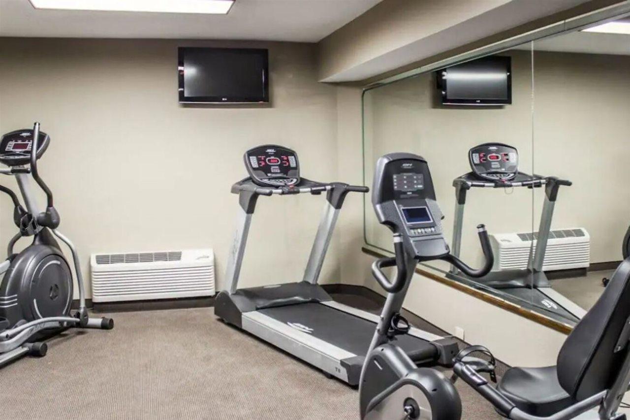 Sleep Inn & Suites Spring Lake - Fayetteville Near Fort Bragg Eksteriør billede
