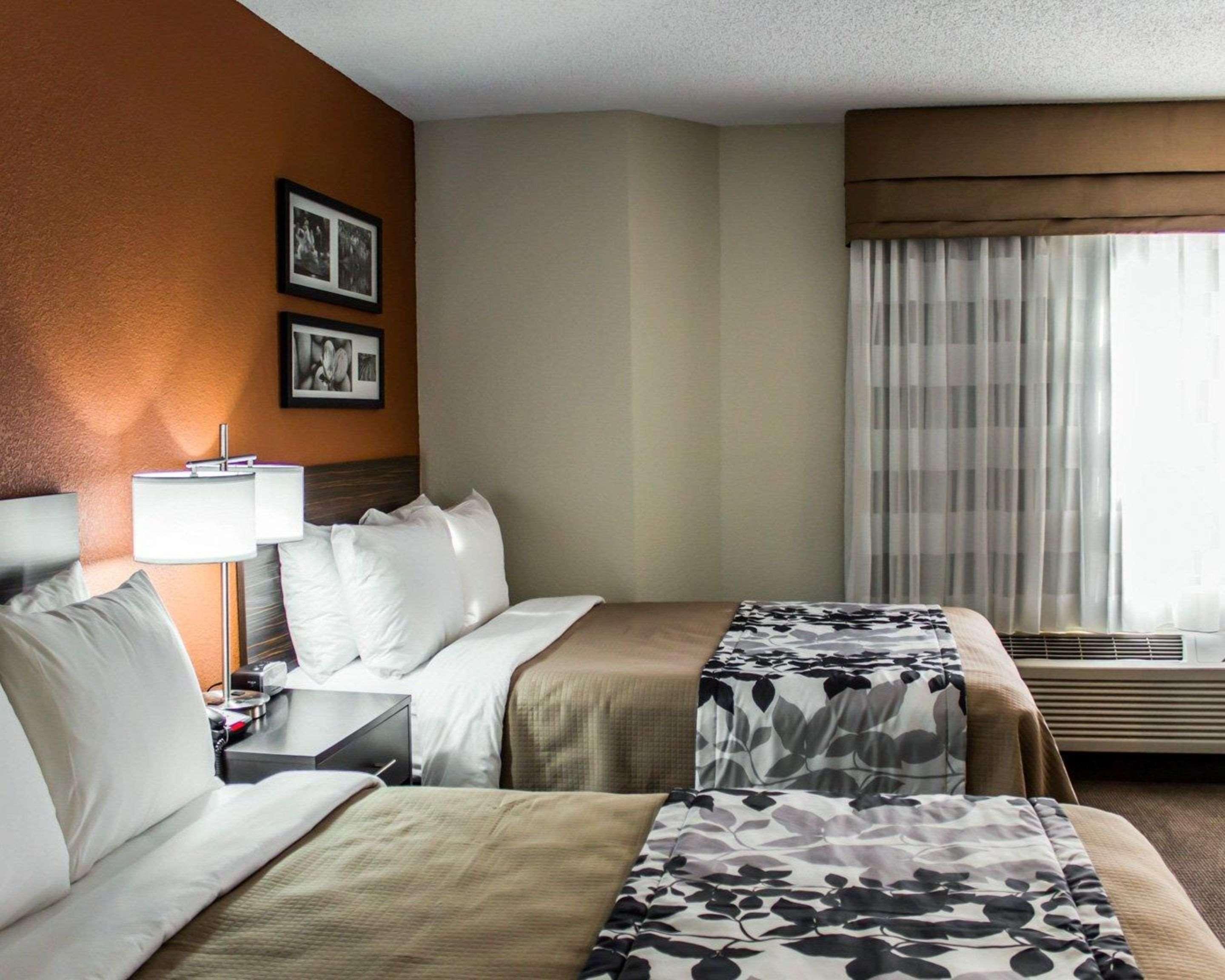 Sleep Inn & Suites Spring Lake - Fayetteville Near Fort Bragg Eksteriør billede