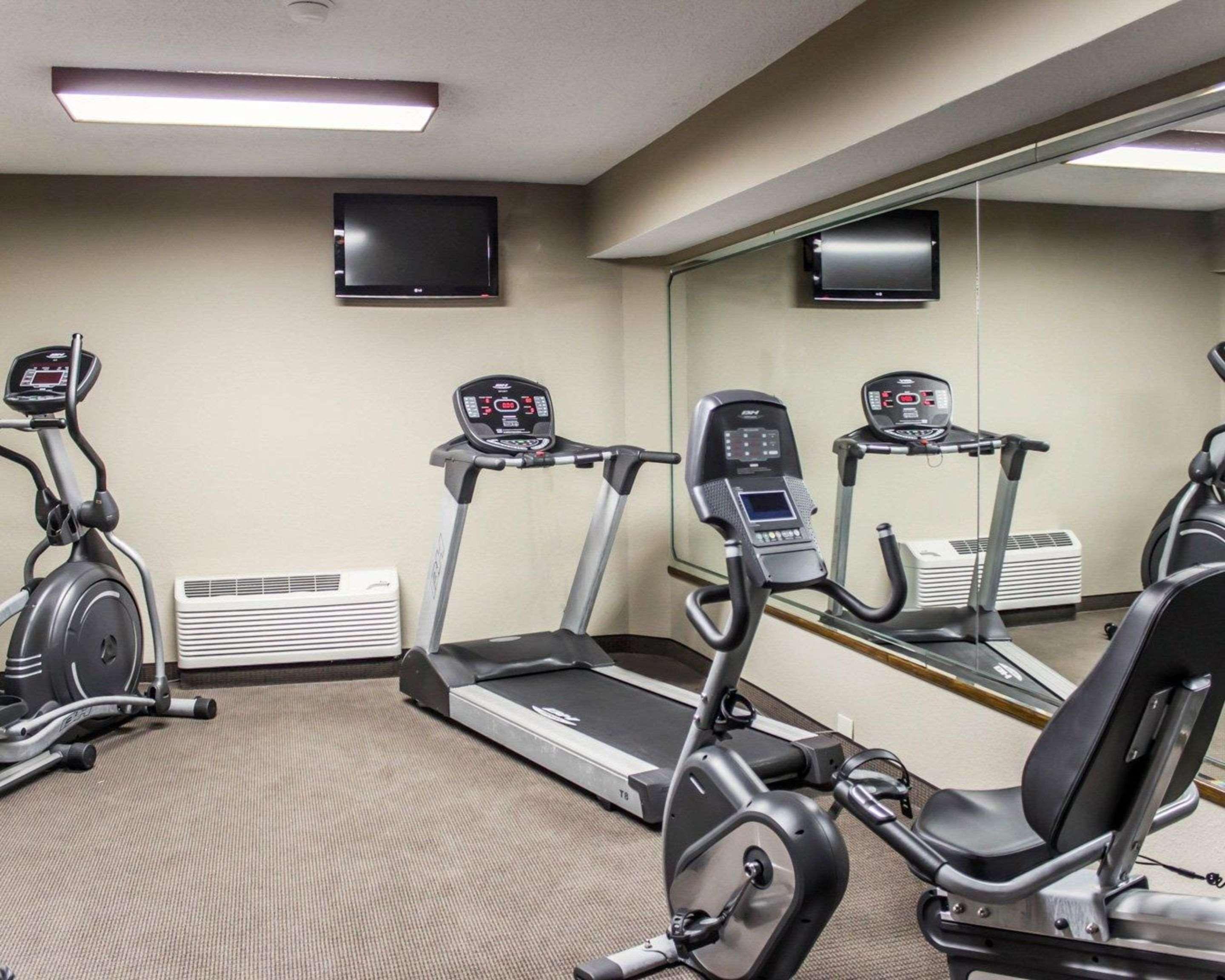 Sleep Inn & Suites Spring Lake - Fayetteville Near Fort Bragg Eksteriør billede