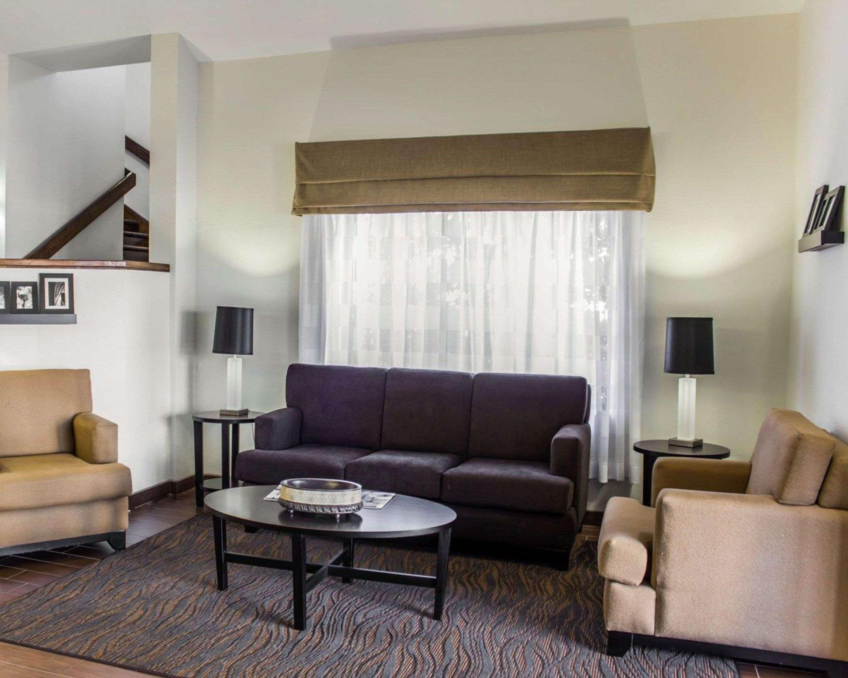 Sleep Inn & Suites Spring Lake - Fayetteville Near Fort Bragg Eksteriør billede
