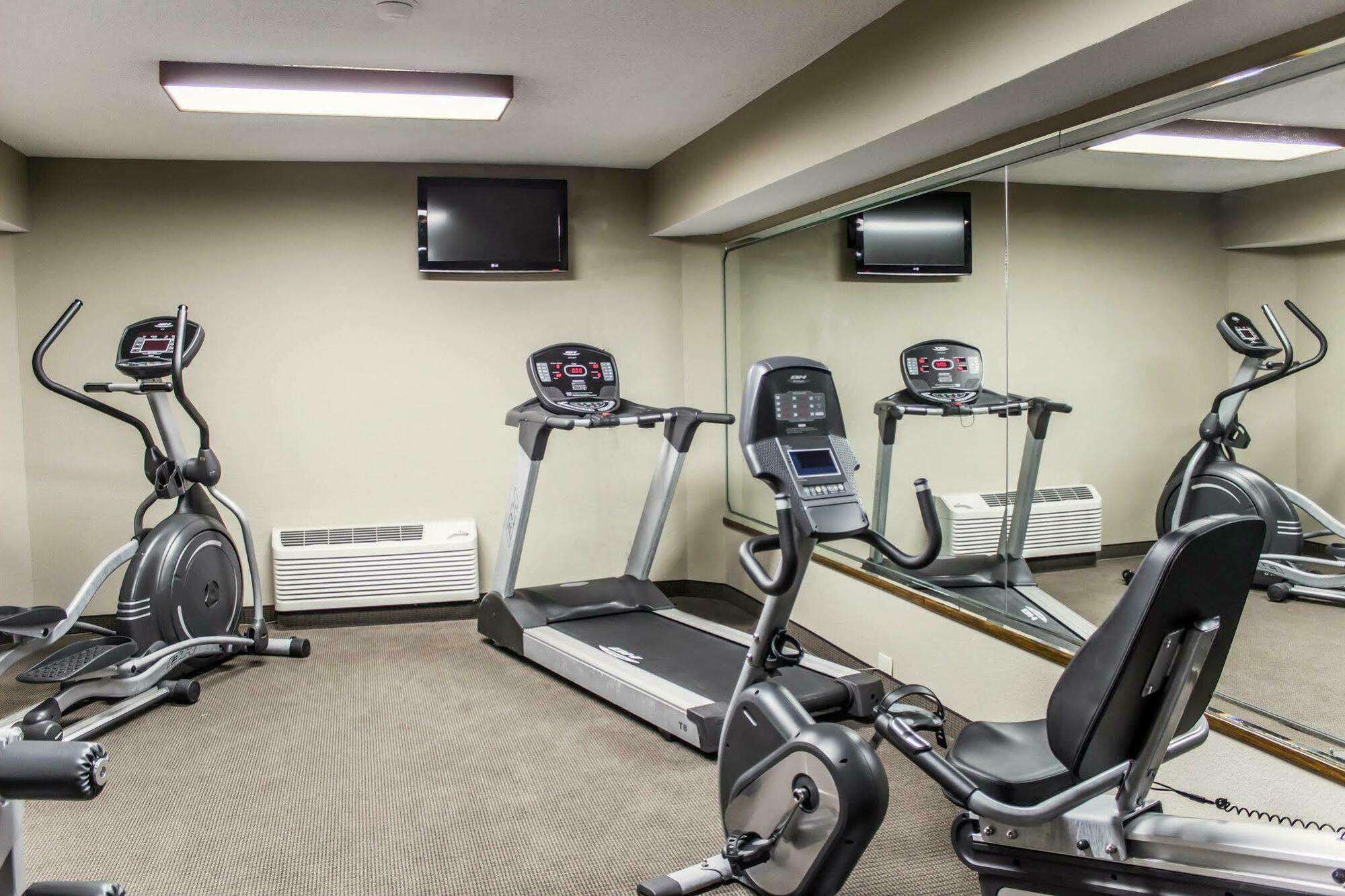 Sleep Inn & Suites Spring Lake - Fayetteville Near Fort Bragg Eksteriør billede