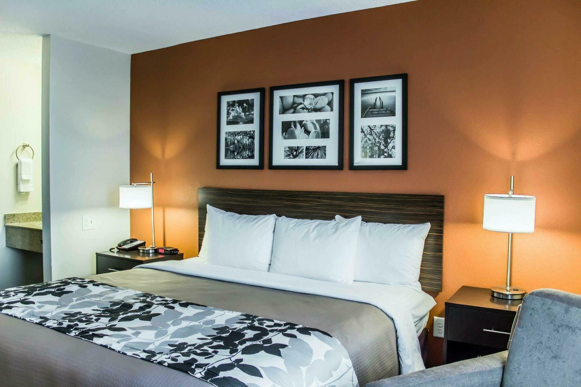 Sleep Inn & Suites Spring Lake - Fayetteville Near Fort Bragg Eksteriør billede