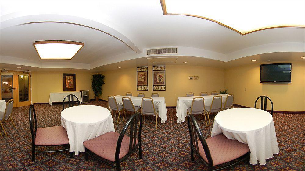 Sleep Inn & Suites Spring Lake - Fayetteville Near Fort Bragg Eksteriør billede